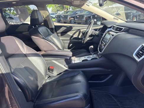 Used 2016 Nissan Murano Platinum w/ Platinum Technology Package FWD image 24