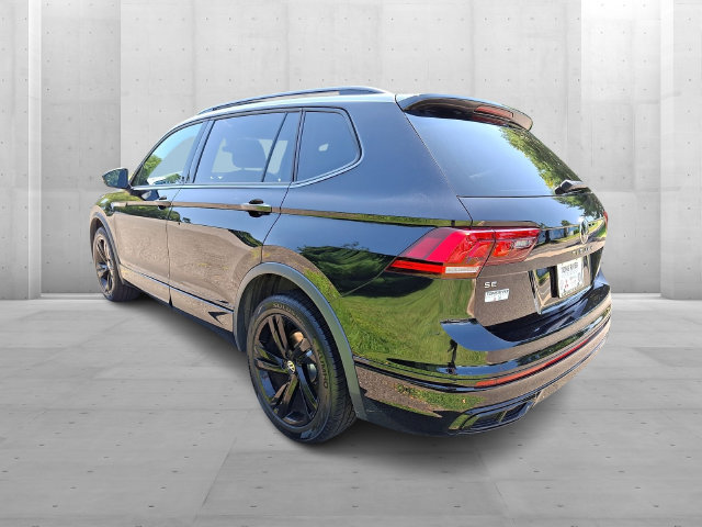 Used 2023 Volkswagen Tiguan SE R-Line AWD/4WD image 4