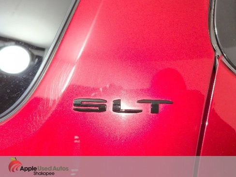 Used 2021 GMC Acadia SLT w/ Elevation Edition image 52