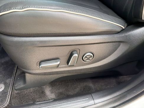 Used 2025 Hyundai Palisade SEL FWD image 15