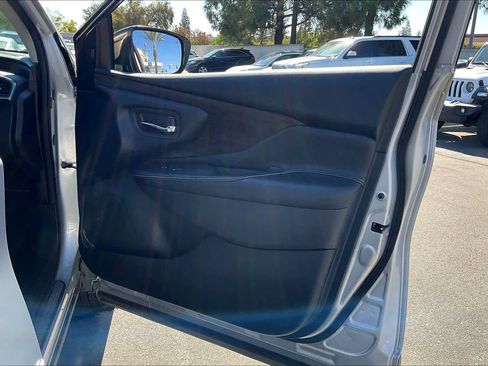 Used 2020 Nissan Murano Platinum image 25