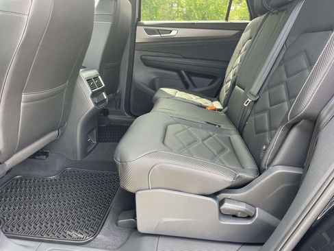New 2026 Volkswagen Atlas Cross Sport SE AWD/4WD image 10