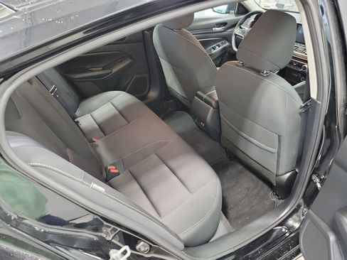 Used 2024 Nissan Altima 2.5 SV image 18