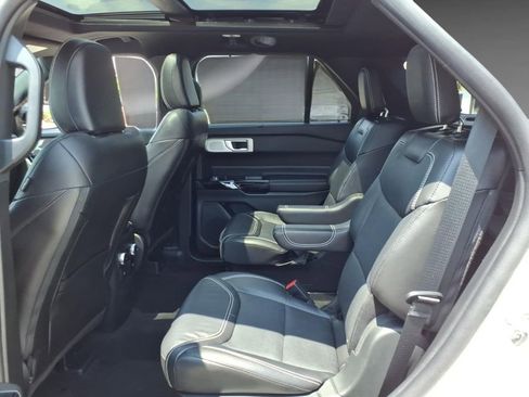 Used 2023 Ford Explorer ST w/ Equipment Group 401A AWD/4WD image 5