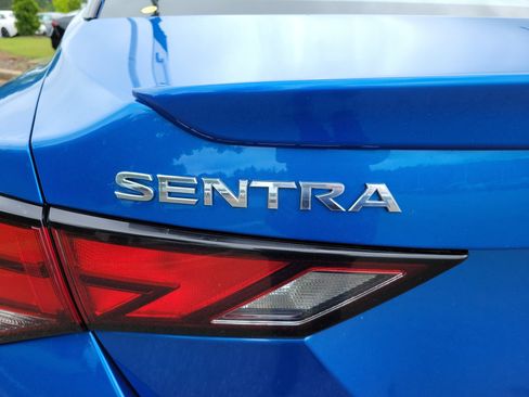 Used 2021 Nissan Sentra SR w/ SR Premium Package FWD image 28
