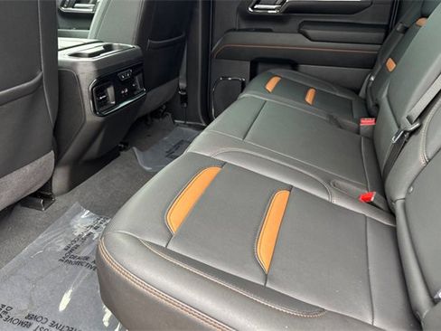 Used 2024 GMC Sierra 2500 AT4 w/ AT4 Premium Plus Package image 14