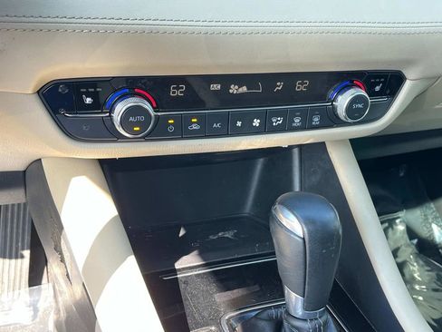Used 2018 MAZDA MAZDA6 Touring image 30