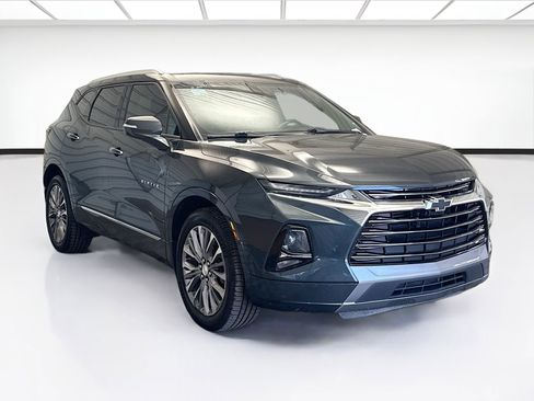 Used 2019 Chevrolet Blazer Premier image 3