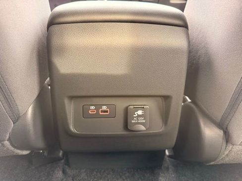 New 2026 Nissan Frontier SV w/ SV Convenience Package image 18