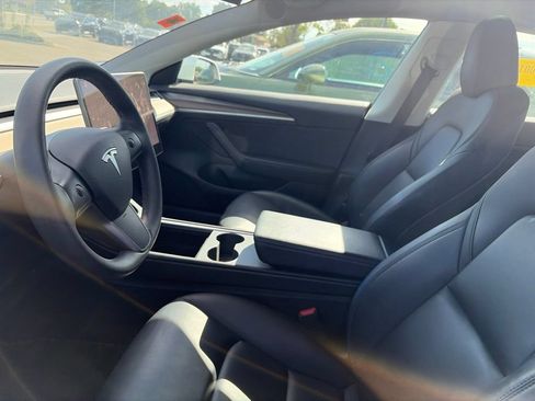 Used 2023 Tesla Model 3 Standard Range RWD image 10