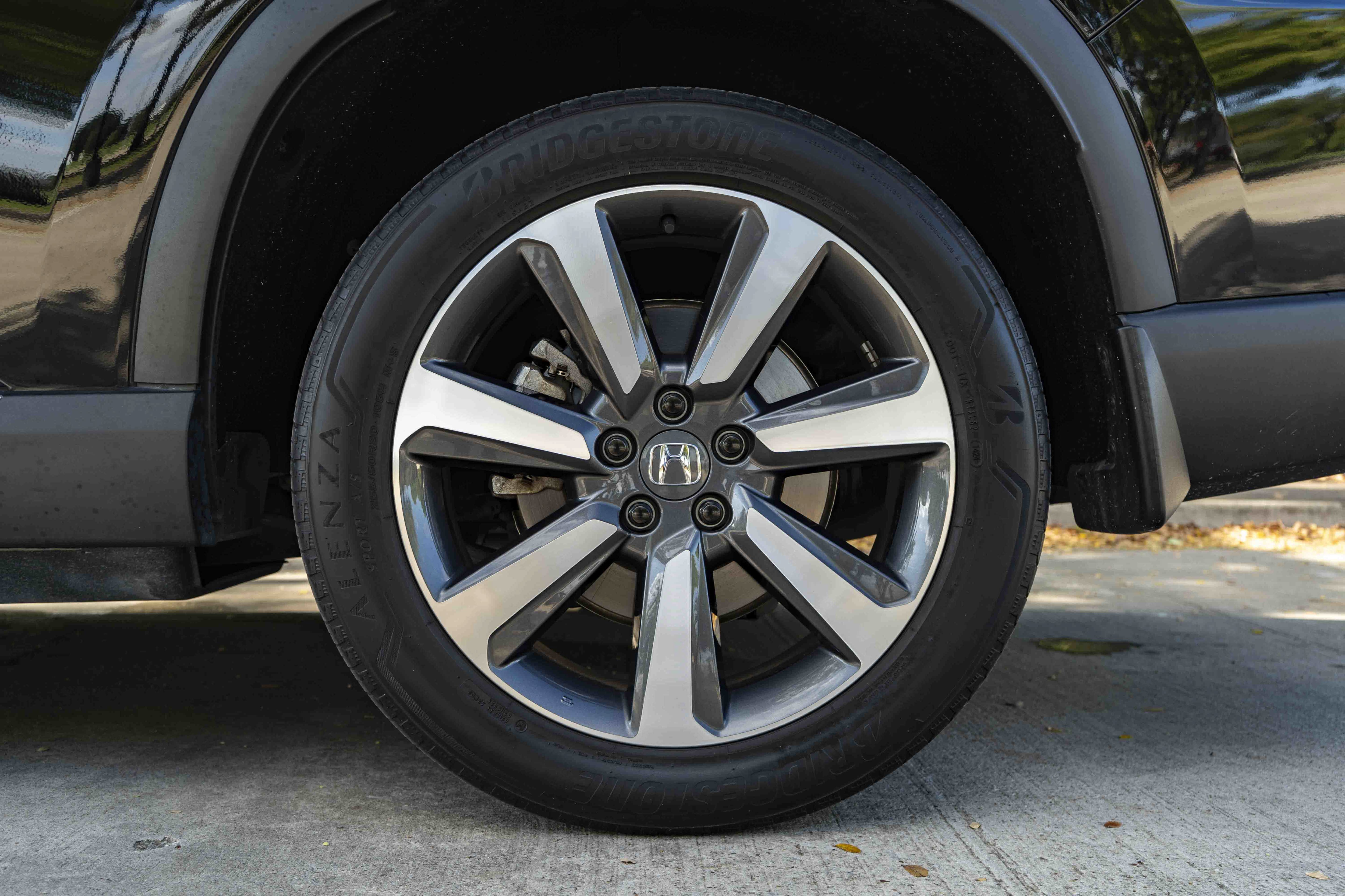 Used 2025 Honda Pilot Elite image 15