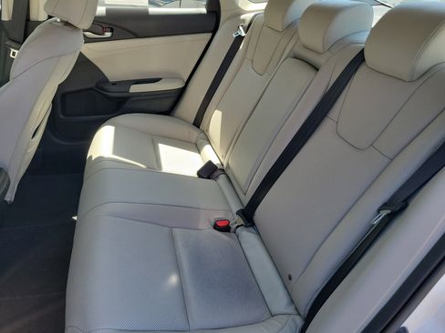 Used 2019 Honda Insight Touring image 7