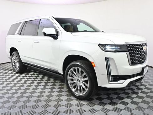 Used 2021 Cadillac Escalade Premium Luxury w/ Driver Assist Tech Package AWD/4WD image 8