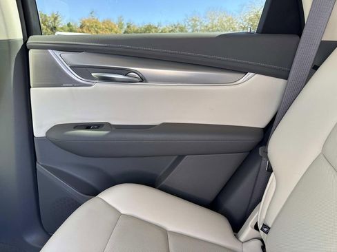 Certified 2021 Cadillac XT5 Premium Luxury image 13