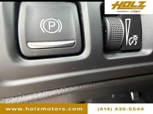 Certified 2023 Cadillac XT5 Sportv w/ LPO, Floor Liner Package AWD/4WD image 19