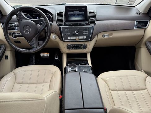Used 2019 Mercedes-Benz GLE 400 4MATIC image 28