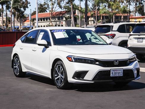 Used 2024 Honda Civic LX image 3