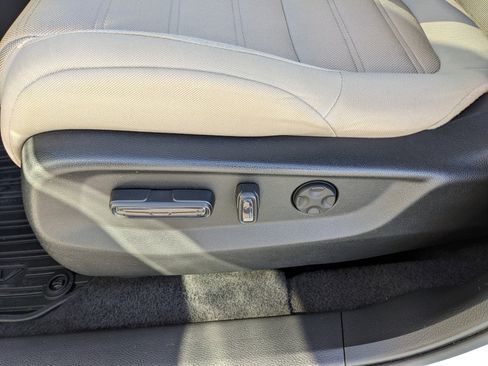 Used 2022 Honda CR-V EX image 26