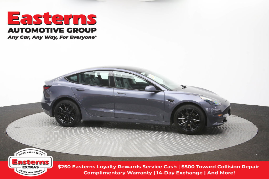 Used 2023 Tesla Model 3 Standard Range RWD image 42