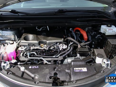 Used 2023 Toyota Sienna XLE image 13