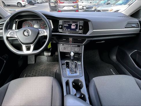 Used 2021 Volkswagen Jetta S image 14