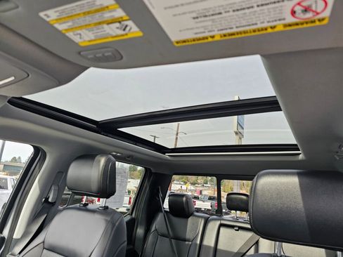 Used 2024 Ford F350 Lariat image 11