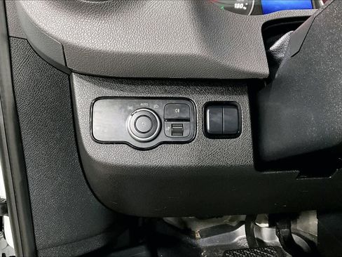 Used 2025 Mercedes-Benz Sprinter 2500 image 33