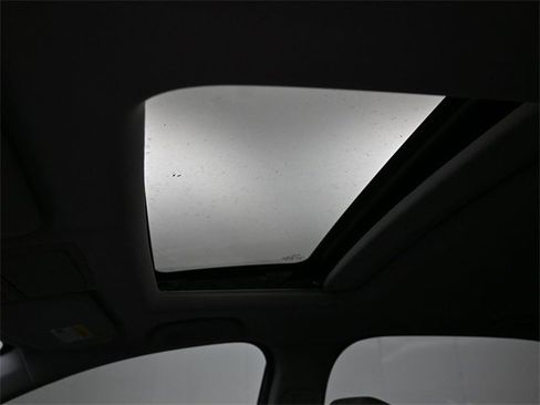 Used 2019 Honda CR-V Touring image 29