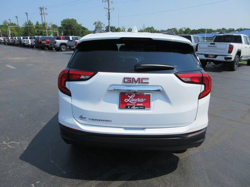 Used 2020 GMC Terrain SLE w/ Driver Convenience Package FWD image 7