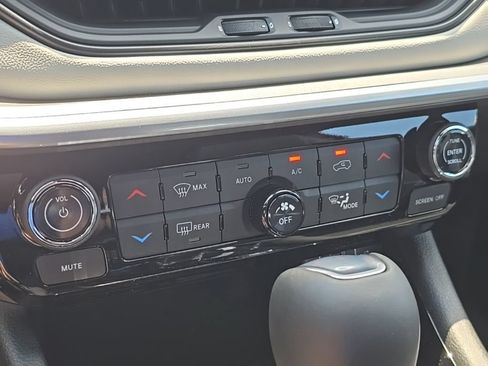 New 2026 Jeep Compass Limited AWD/4WD image 30