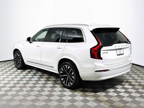 New 2025 Volvo XC90 T8 Ultra w/ Protection Package Premier image 5
