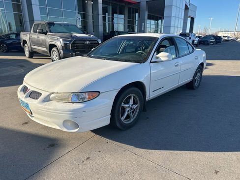 Used 2003 Pontiac Grand Prix SE image 4