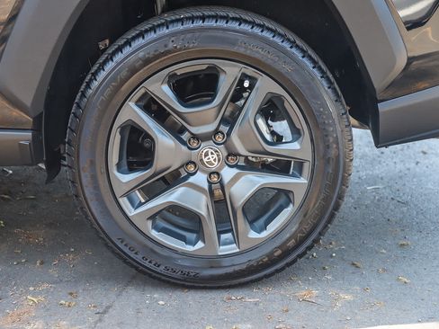 Used 2024 Toyota RAV4 Adventure AWD/4WD image 12