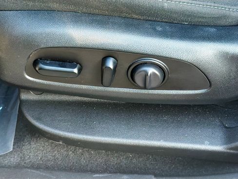 Used 2020 Chevrolet Blazer LT image 25