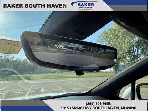 Used 2024 Buick Enclave Premium image 37