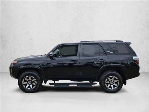 Used 2023 Toyota 4Runner TRD Off-Road Premium w/ Moonroof Package AWD/4WD image 9