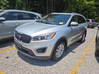 Used 2017 Kia Sorento FWD video 1