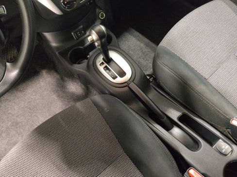 Used 2019 Nissan Versa SV FWD image 26
