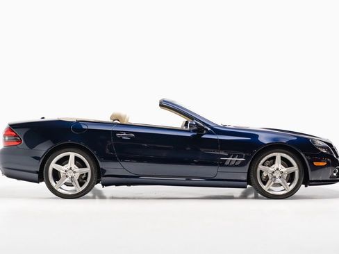 Used 2009 Mercedes-Benz SL 550 image 8