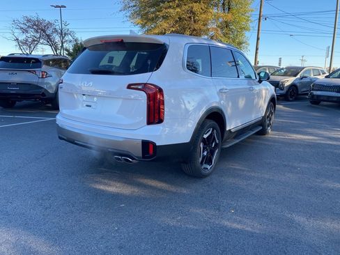 New 2025 Kia Telluride S image 7