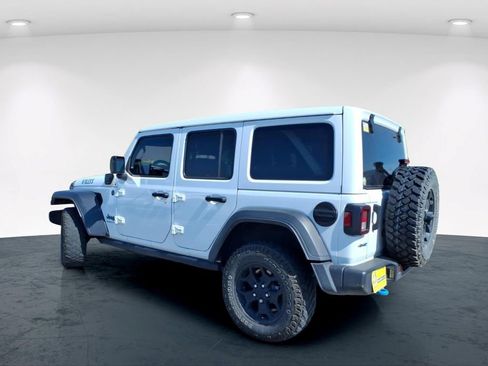 Used 2023 Jeep Wrangler Unlimited w/ Sun & Screen Package AWD/4WD image 18