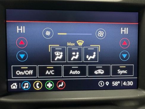 Used 2022 GMC Sierra 2500 AT4 image 31