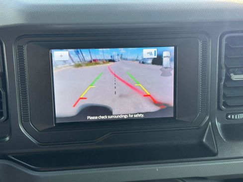 Used 2023 Ford Bronco Big Bend image 2