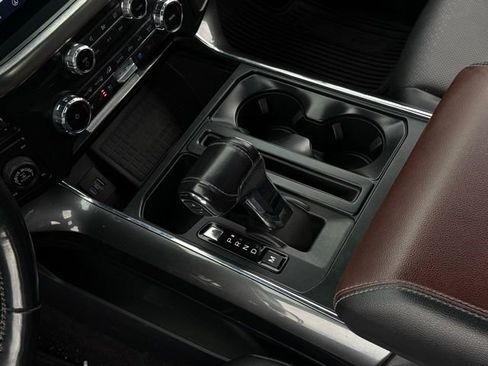 Certified 2022 Ford F150 Lariat w/ Equipment Group 502A High image 34