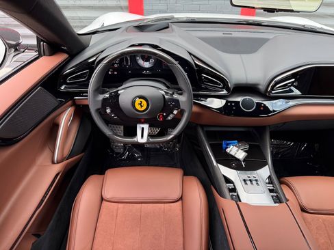 Used 2025 Ferrari Purosangue AWD/4WD image 40