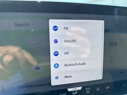 Used 2026 Ford Explorer ST-Line w/ ST-Line Street Pack AWD/4WD image 24