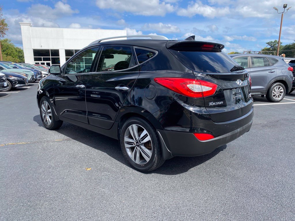 Used 2015 Hyundai Tucson Limited w/ Option Group 03 AWD/4WD image 6