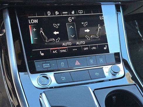 New 2026 Audi Q8 Premium image 27