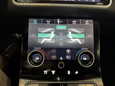 Used 2019 Land Rover Range Rover Velar R-Dynamic SE AWD/4WD image 21