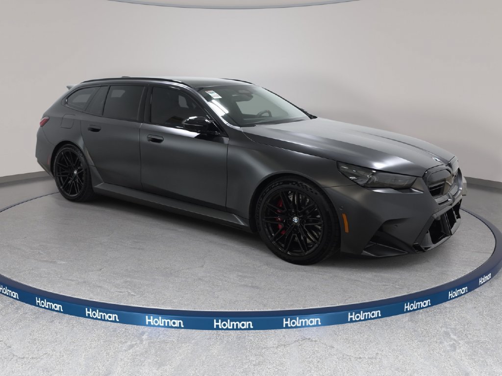 Used 2025 BMW M5 Touring AWD/4WD image 4